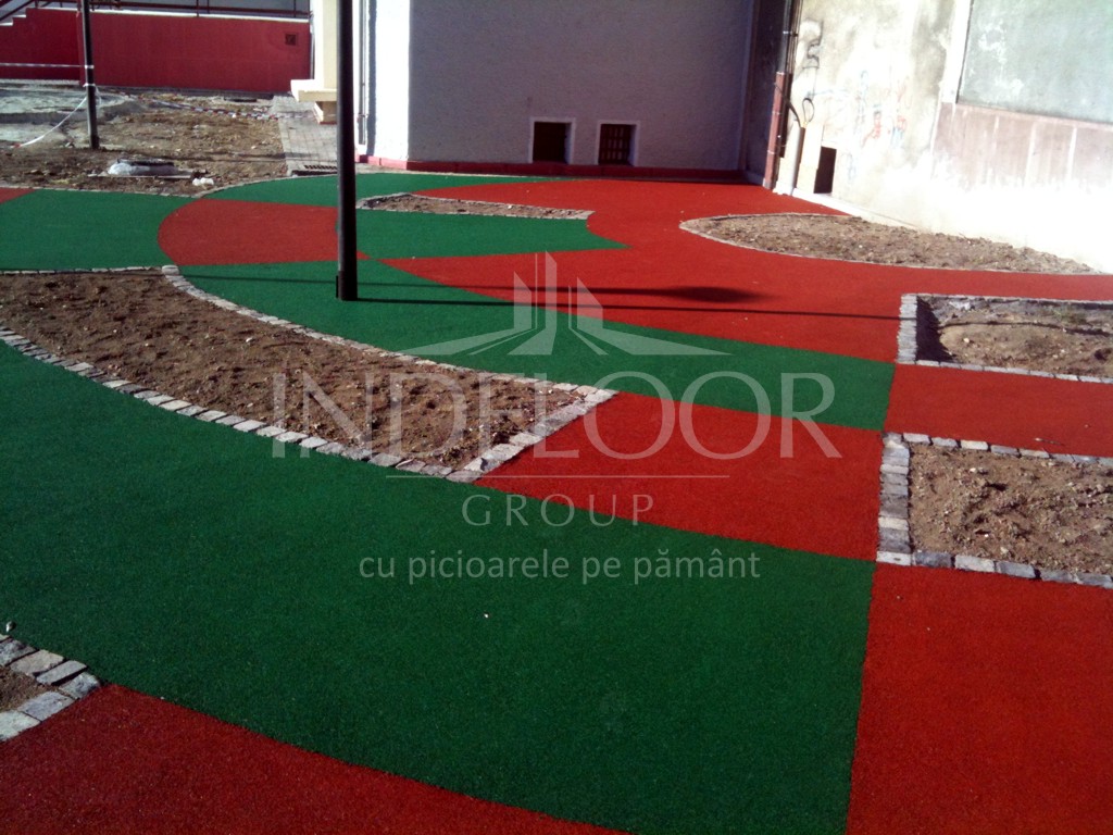 pardoseli loc de joaca