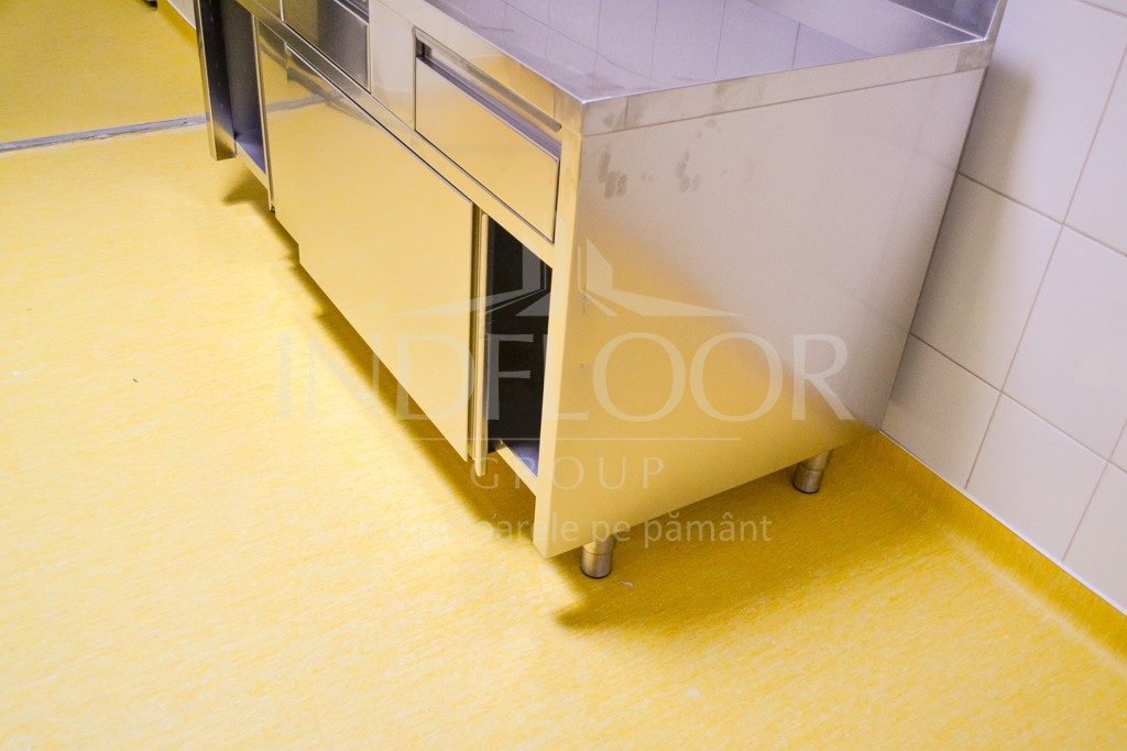 pardoseli pvc tarkett